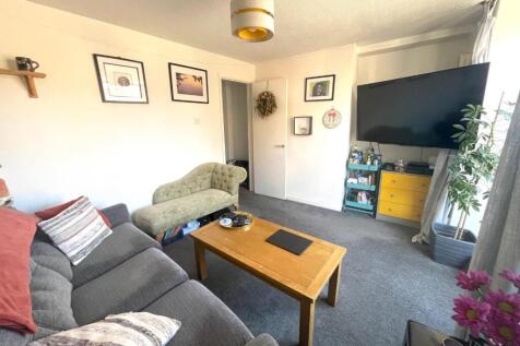 Living Room.JPG