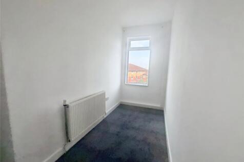 Bedroom Two (2)