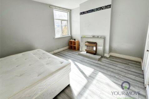 Stting Room/Bed 4