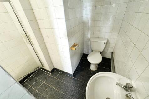 Shower Room WC