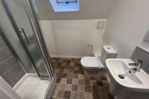 En-Suite Shower Wc