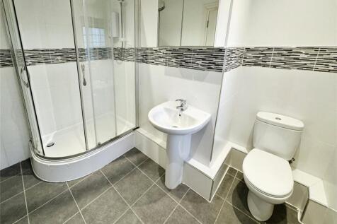 En-Suite Shower Wc