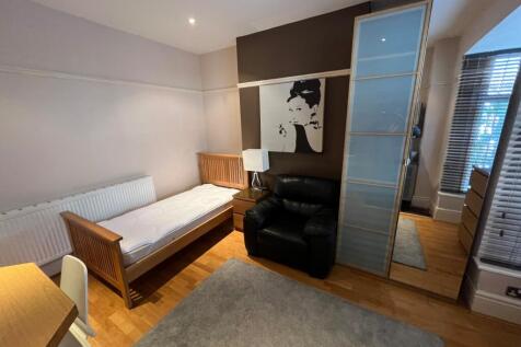 Single Bedroom