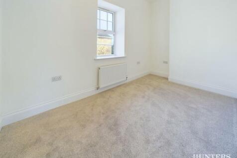 CAM03792G0-PR0098-STILL030.jpg