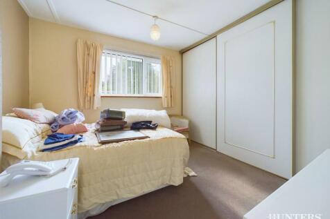 CAM03792G0-PR0124-STILL012.jpg