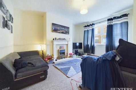 CAM03792G0-PR0150-STILL010.jpg