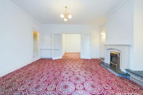 CAM03792G0-PR0162-STILL017.jpg