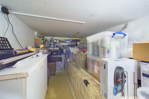 CAM03792G0-PR0171-STILL009.jpg