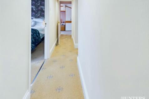 CAM03792G0-PR0177-STILL004.jpg