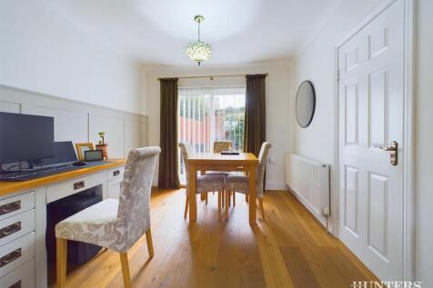CAM03792G0-PR0183-STILL004.jpg