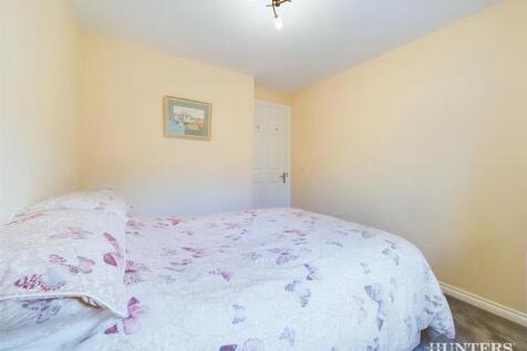 CAM03792G0-PR0166-STILL014.jpg