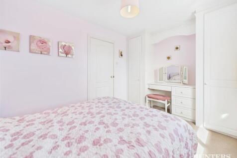 CAM03792G0-PR0262-STILL015.jpg