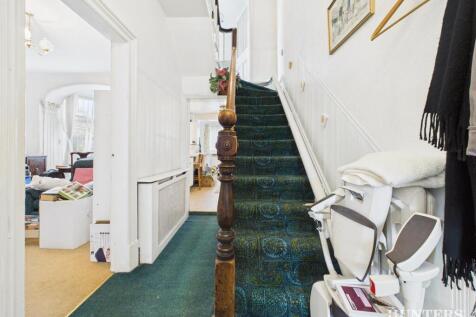 CAM03792G0-PR0323-STILL003.jpg