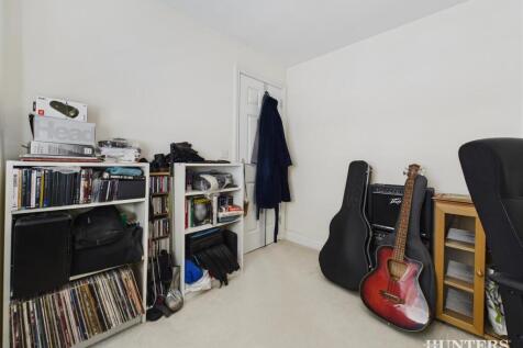 CAM03792G0-PR0277-STILL005.jpg