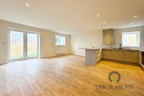 Kitchen/ Living