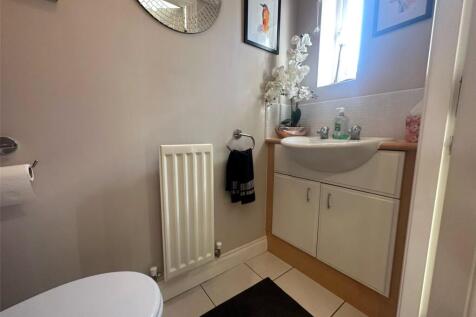 Guest Cloakroom