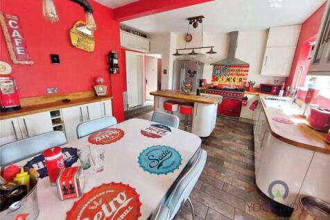 Open Plan Kitchen 1
