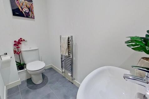 Lower Level Wc