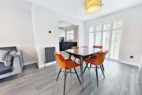 Living/Dining Room