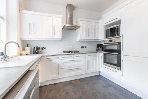 Fitted Kitchen