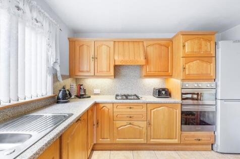 Fitted Kitchen/Breakfast Room