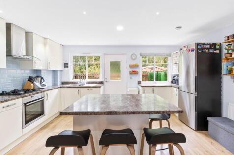 Fitted Kitchen/Dining Room
