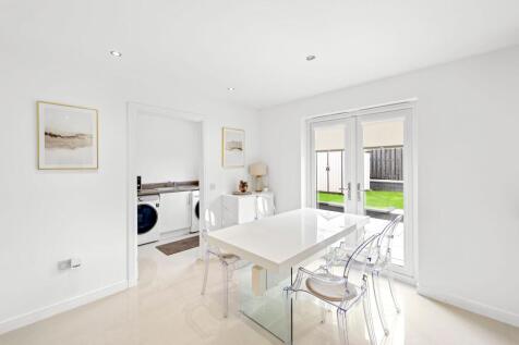 Fitted Kitchen/Dining Room