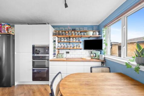 Fitted Kitchen/Diner