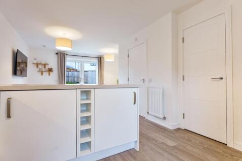Open Plan Kitchen/Lounge and Dining Area