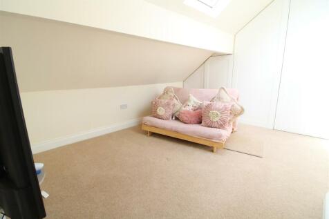 BEDROOM FIVE
