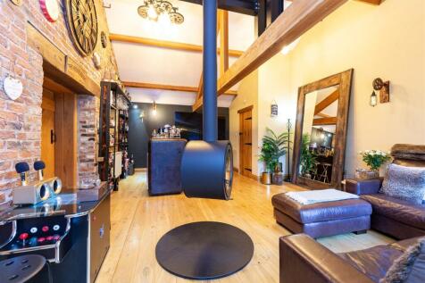 GARDEN ROOM/BAR