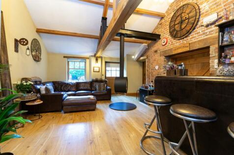 GARDEN ROOM/BAR