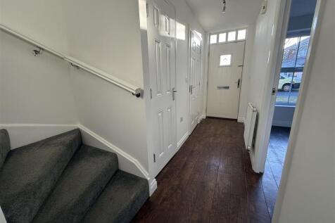 RECEPTION HALLWAY