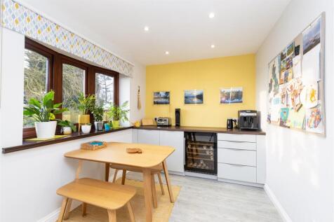 BREAKFAST ROOM