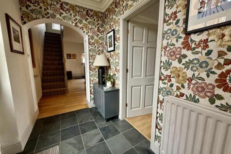 RECEPTION HALLWAY