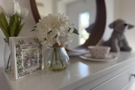 RECEPTION HALLWAY