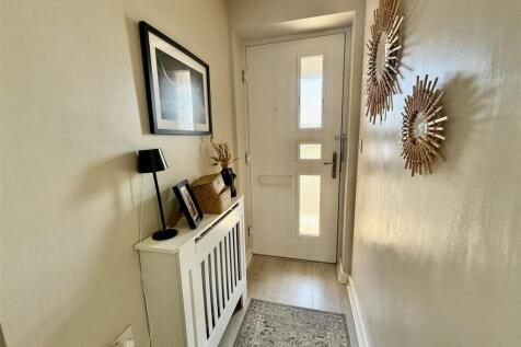 RECEPTION HALLWAY