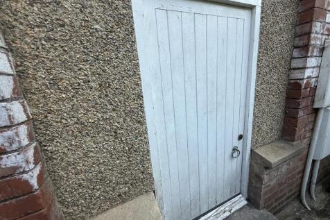 ACCESS TO CELLAR