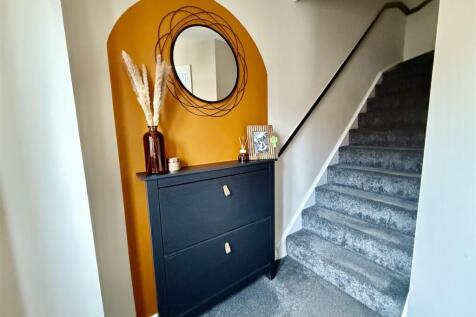 ENTRANCE HALLWAY