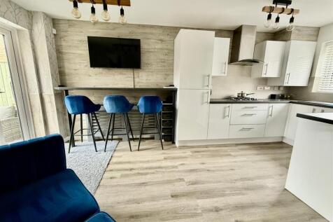 KITCHEN &amp; DINING ROOM