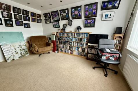 STUDY/BEDROOM FOUR