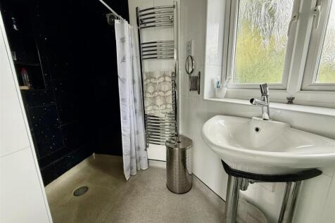 WETROOM ENSUITE
