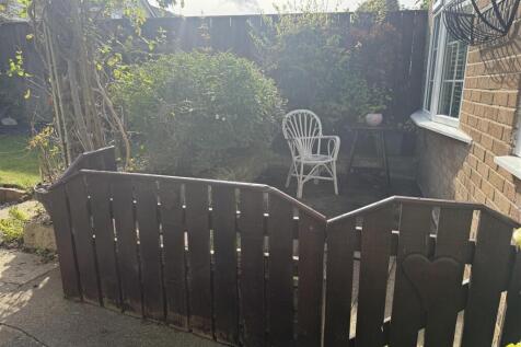 REAR PATIO