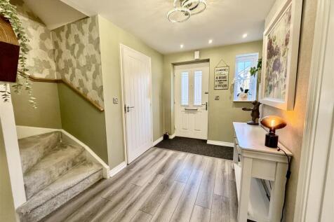 RECEPTION HALLWAY