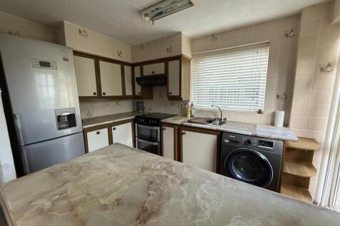 KITCHEN &amp; DINING ROOM