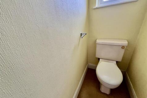 SEPERATE WC