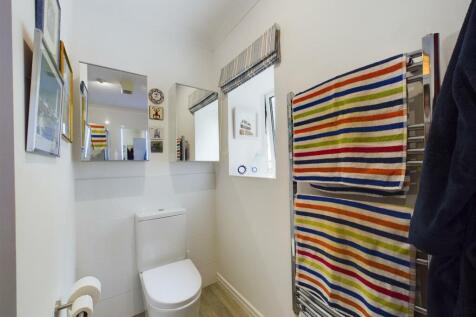 1st Ground Floor Bathroom