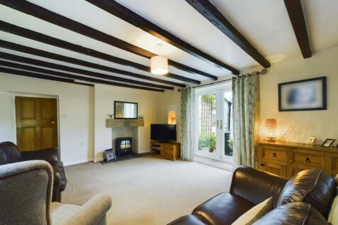 Living Room.jpg