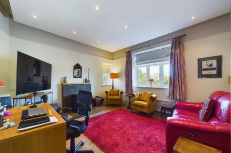 Sitting Room.jpg