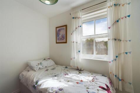 bed 3.jpg